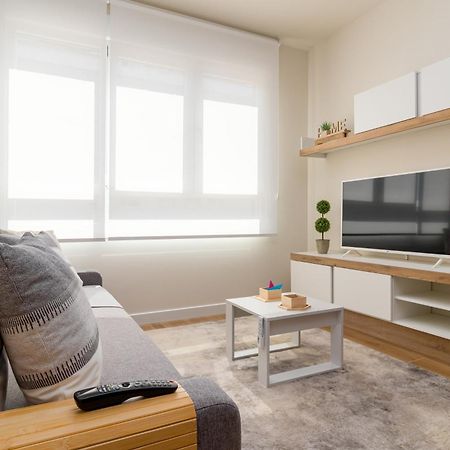 Home In Castro Con Parking Кастро-Урдиалес Экстерьер фото