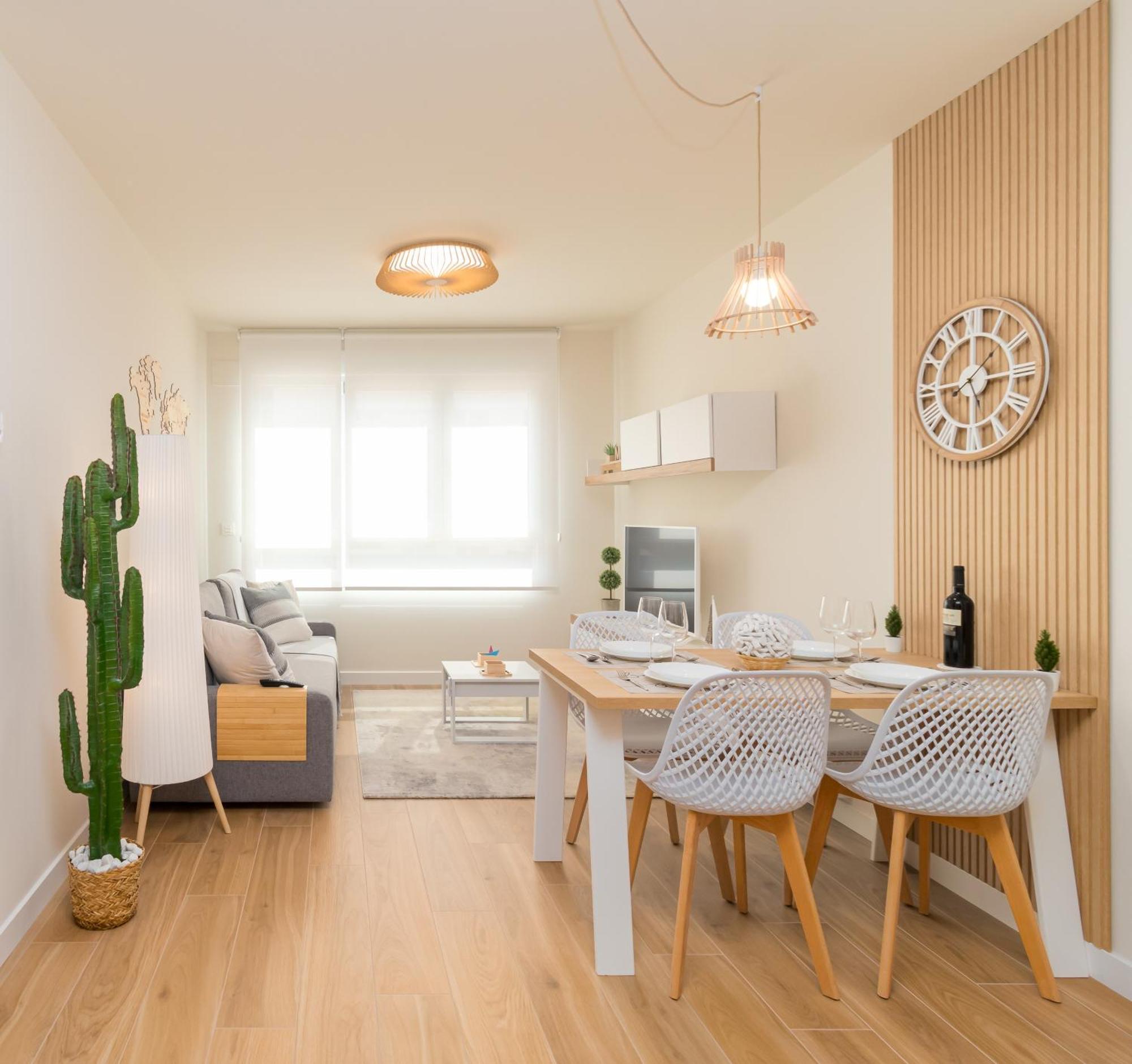 Home In Castro Con Parking Кастро-Урдиалес Экстерьер фото